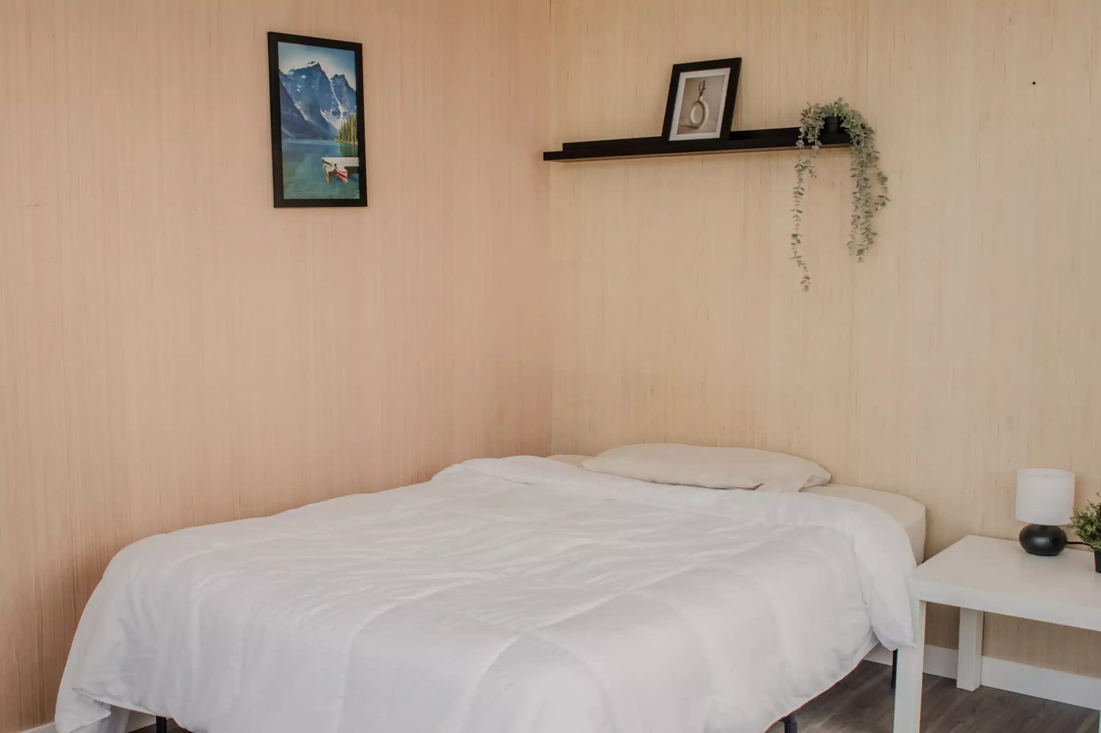 June Homes 02135