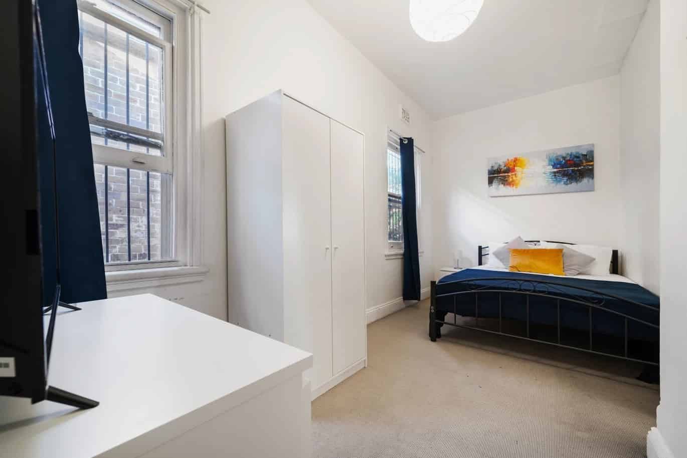 Room in a 4 Bedroom Apartment, 604 Crown Street, Surry Hills