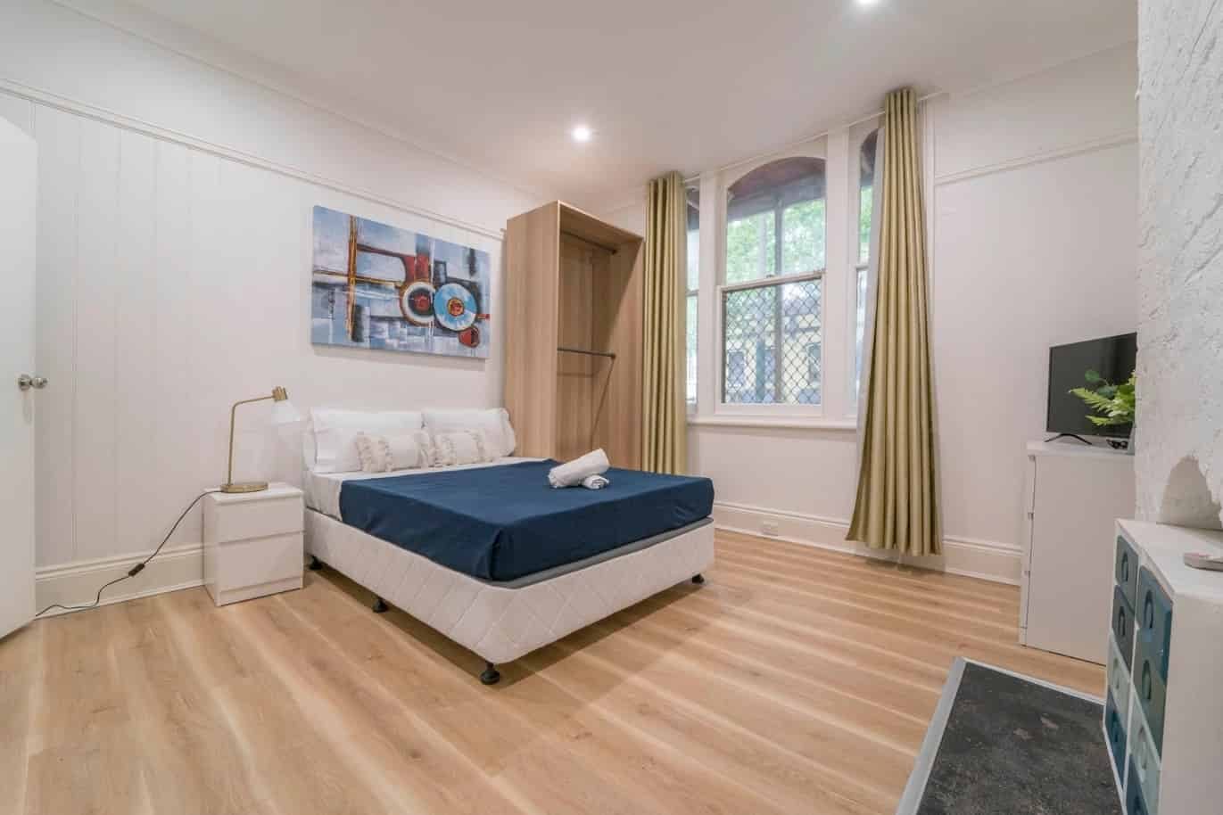 Room in a 5 Bedroom Apartment, 633 Harris Street, Ultimo