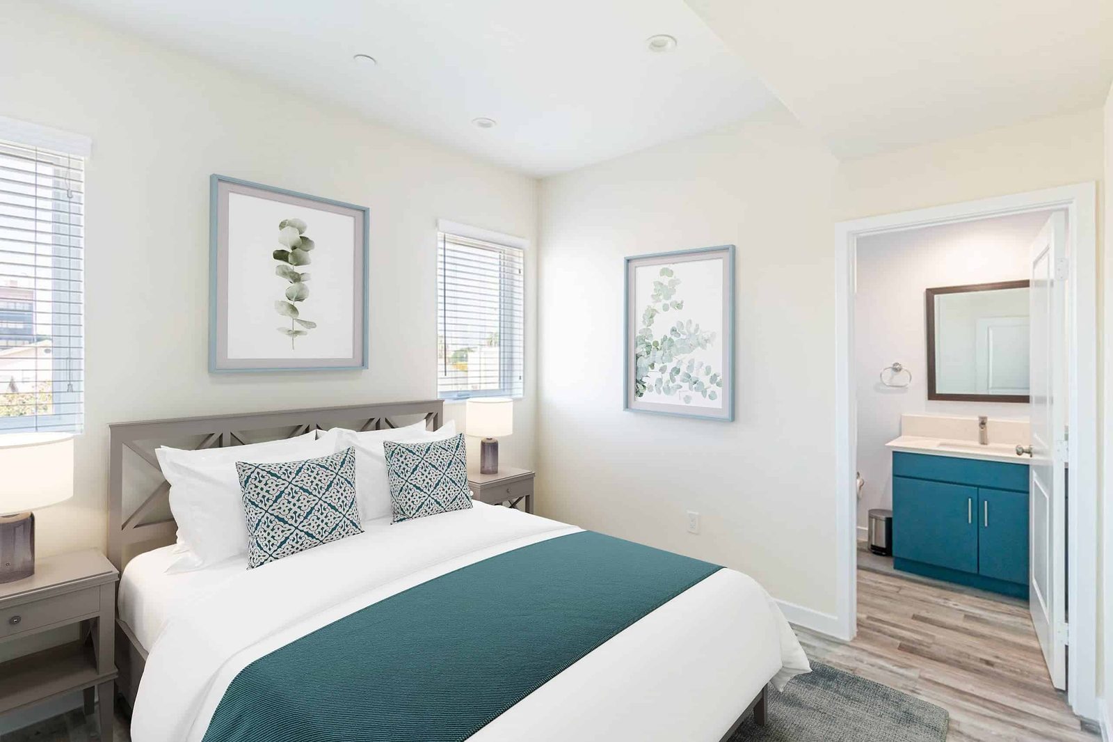 June Homes 90033