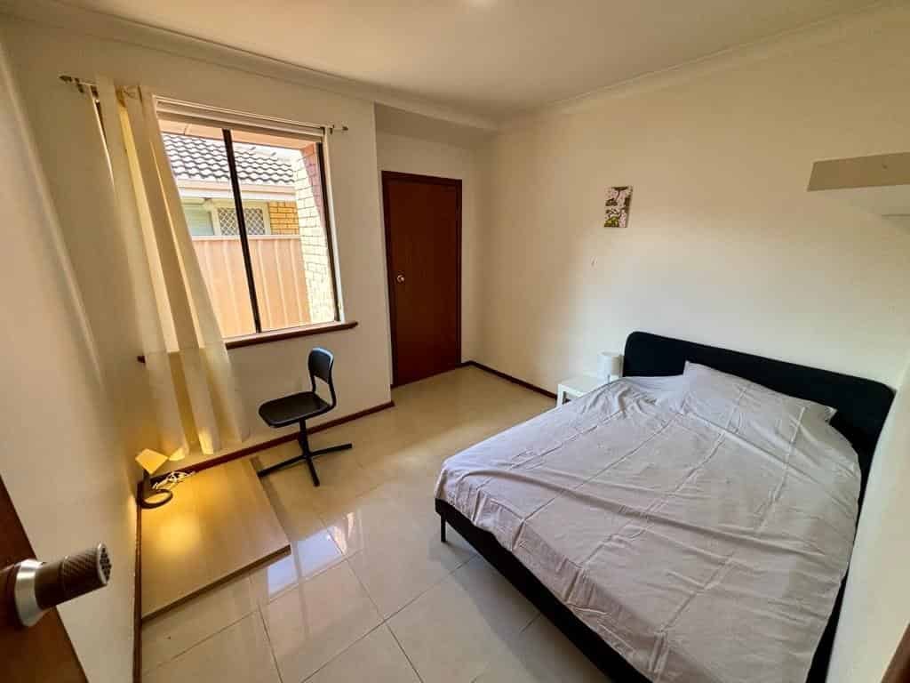 Room in a 4 Bedroom Apartment, 58 Gerard Street, East Cannington, City of Canning