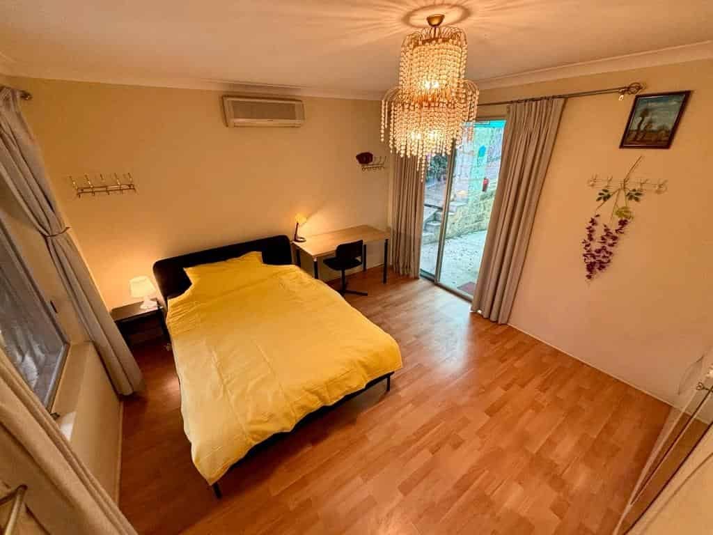 Room in a 5 Bedroom Apartment, 39 King William Street, Bayswater, City of Bayswater