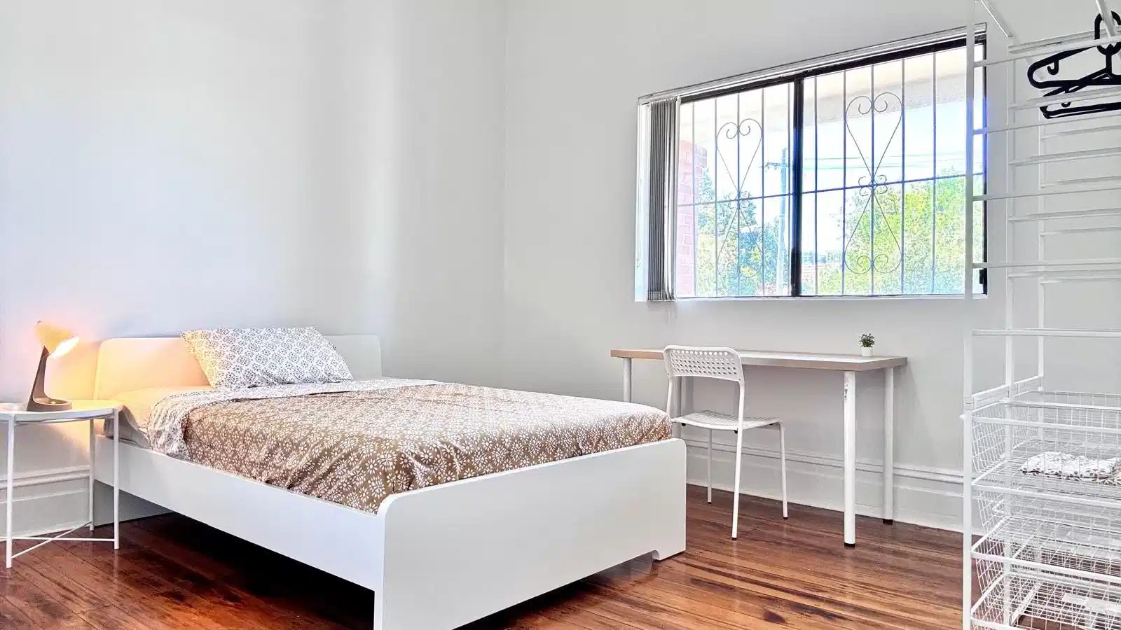 Room in a 5 Bedroom Apartment, Fore St, Canterbury