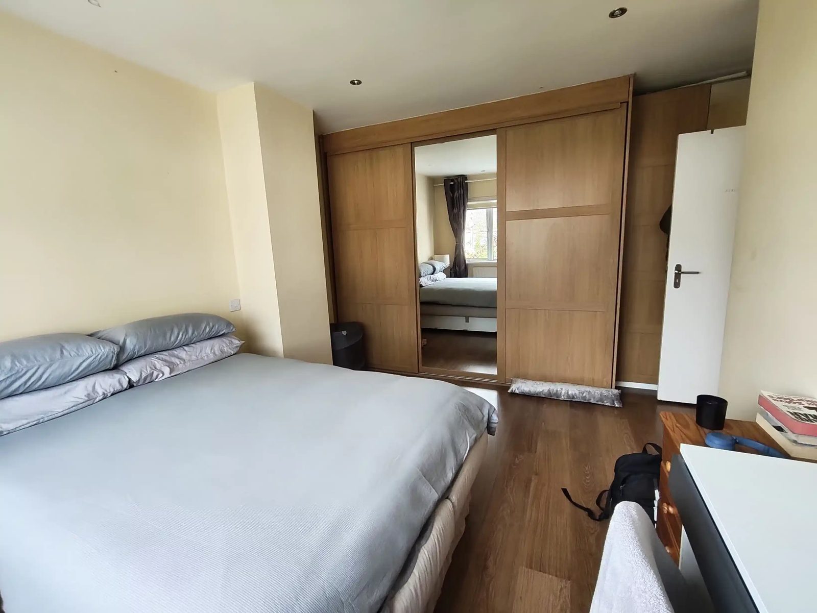 Room in a 7 Bedroom Apartment, 41 Ballinteer Crescent, Ballinteer
