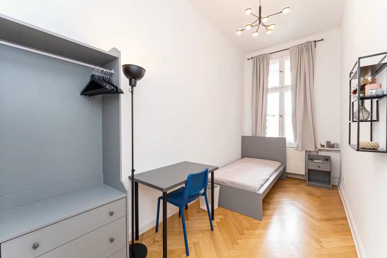 RM Uhlandstraße 29