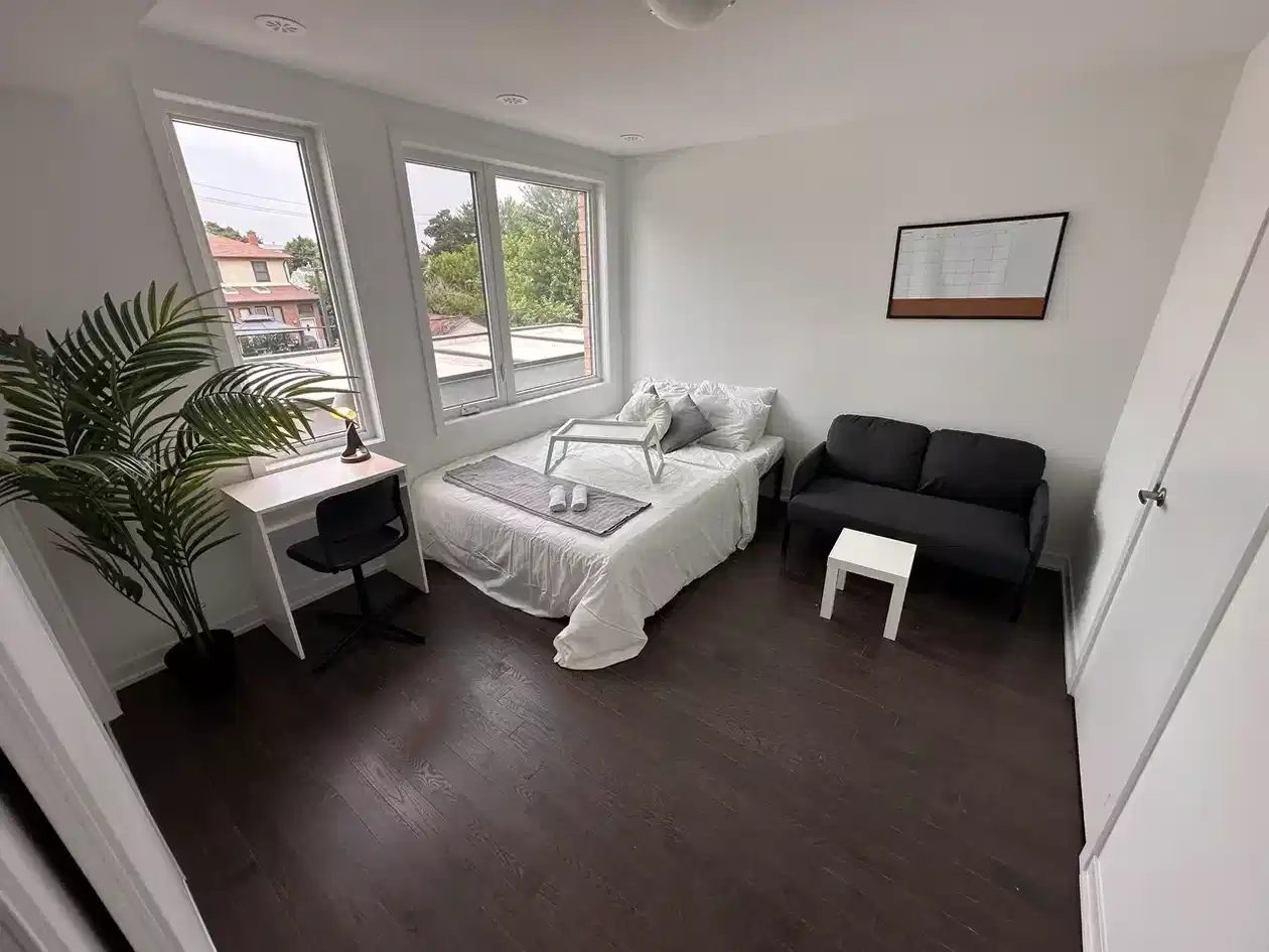 H4U 48 Deeproots Terrace