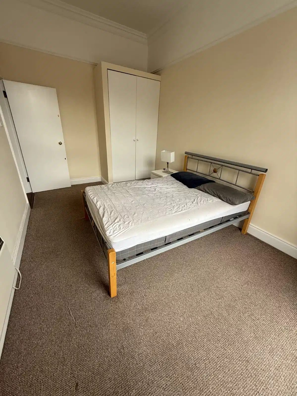 Room in a 5 Bedroom Apartment, Charles Street Great, Mountjoy