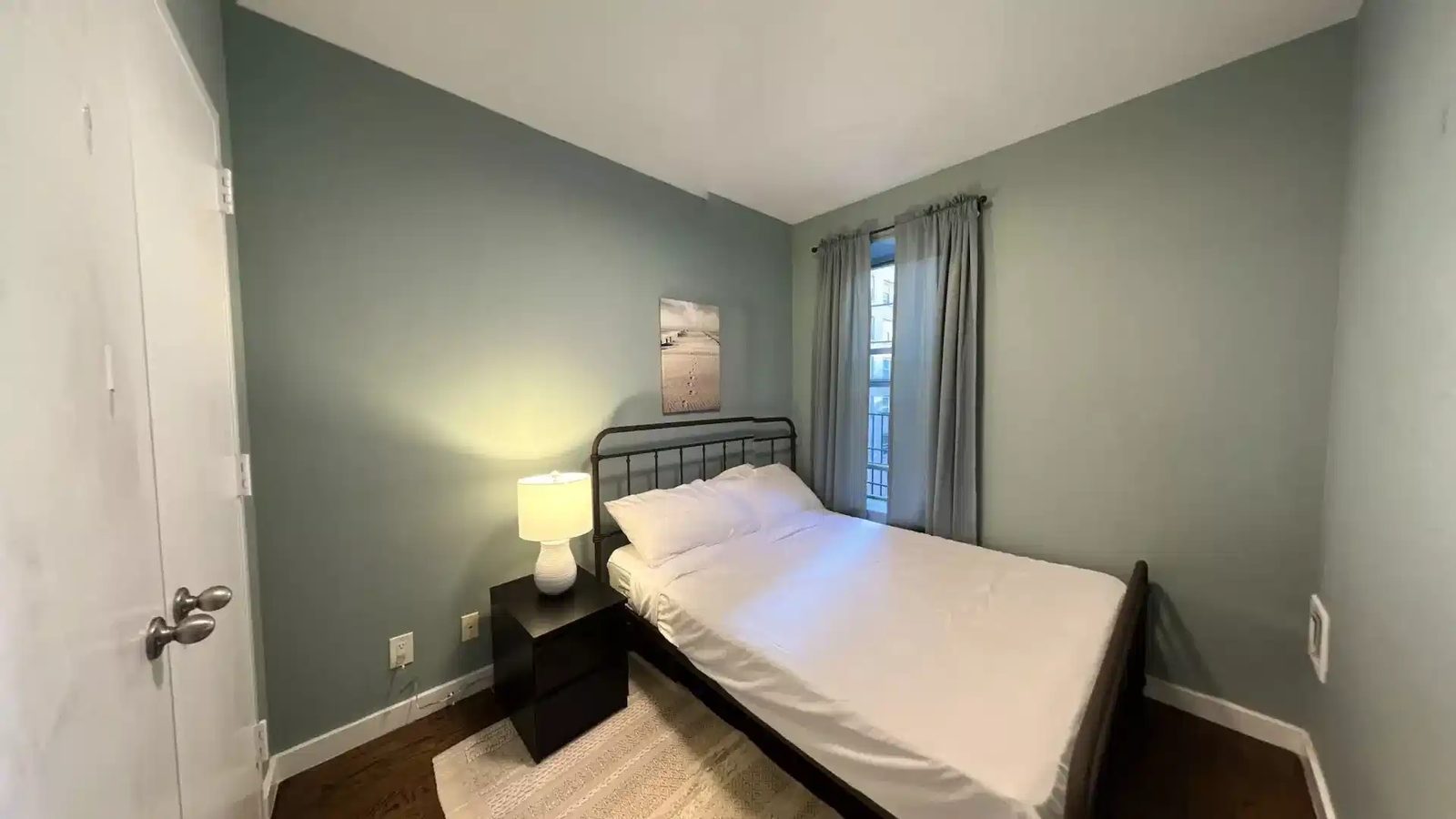 June Homes 10028