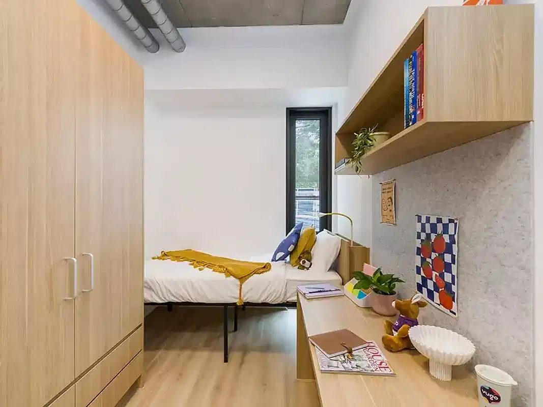 152 West 15th Street