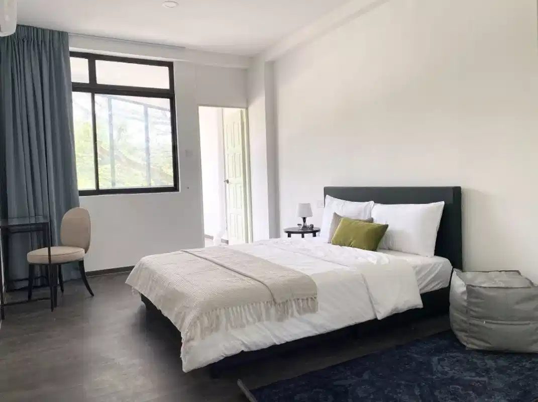 June Homes 20001