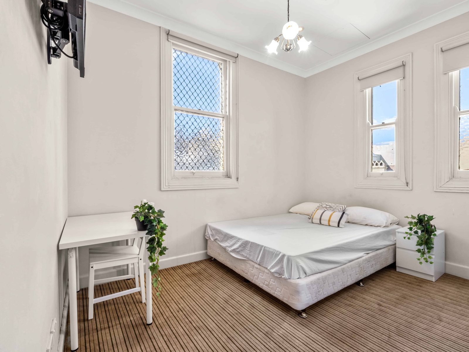Room in a 22 Bedroom Apartment, 308 Moore, Paddington