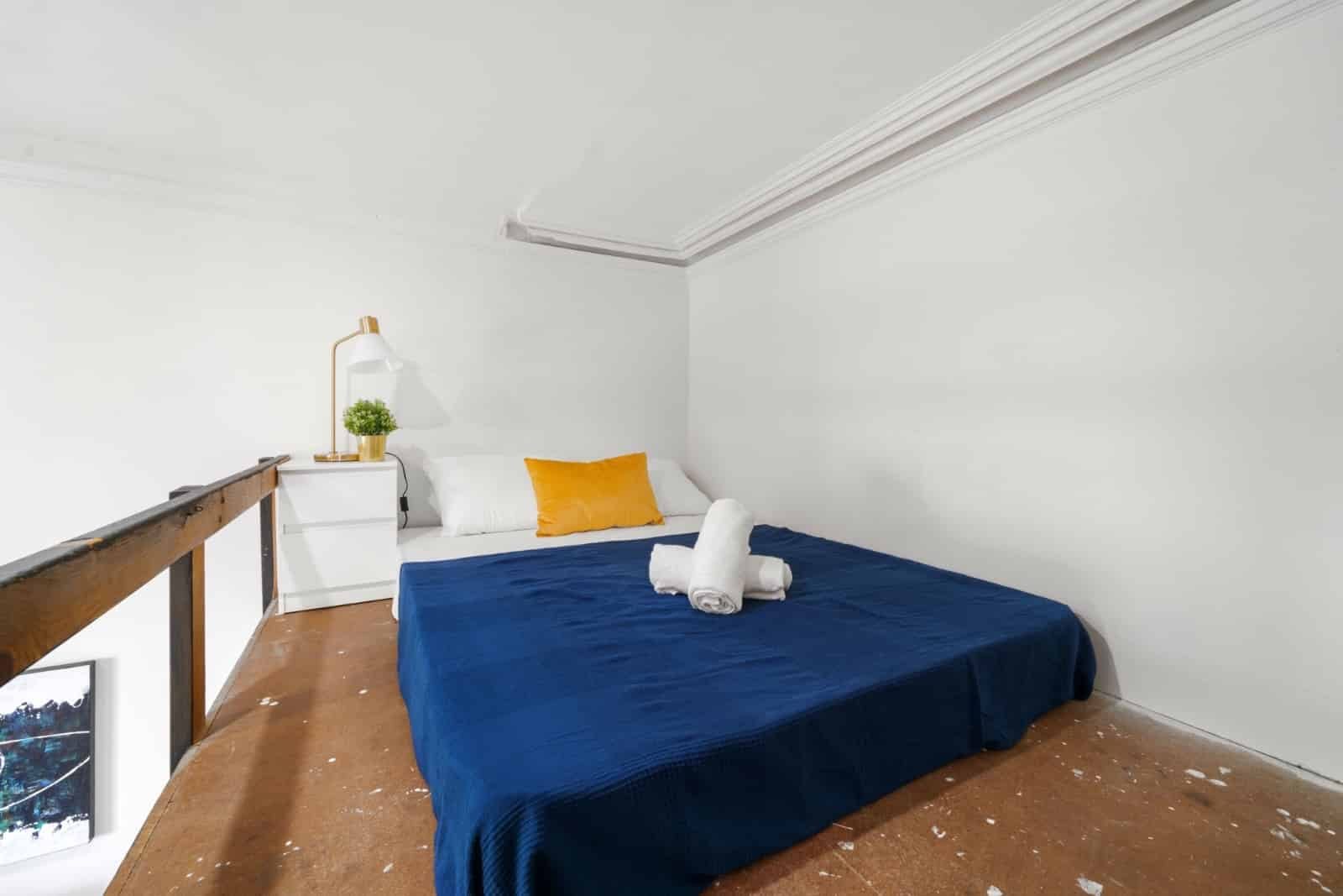 Room in a 12 Bedroom Apartment, 195 Cleveland, Redfern