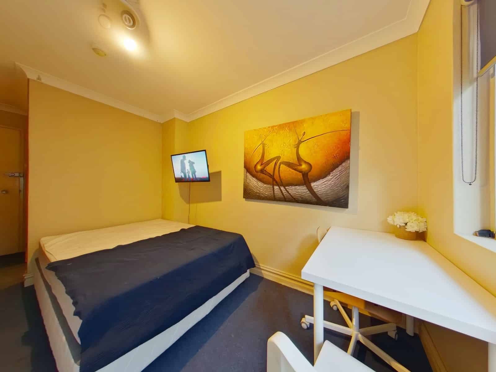 Studio Room, 83A Regent, Redfern