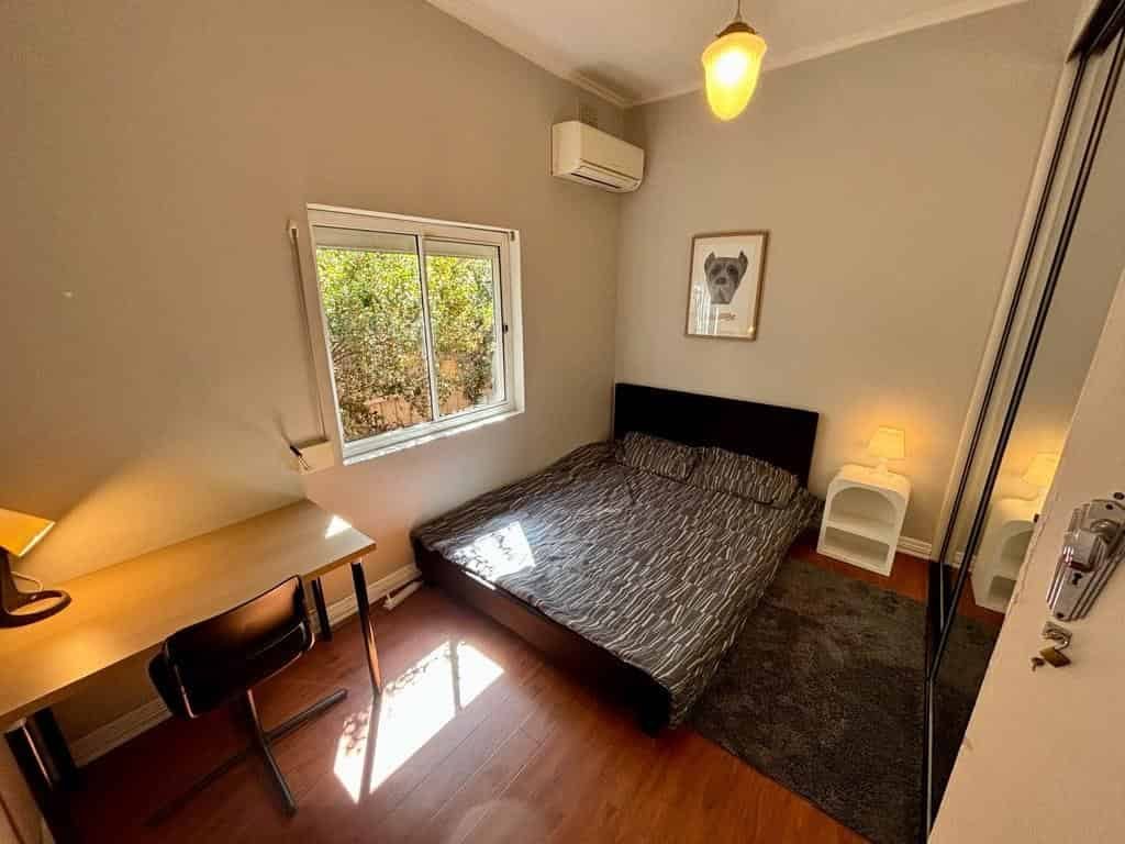 Room in a 4 Bedroom Apartment, 37 Barker Avenue, South Plympton, City of Marion