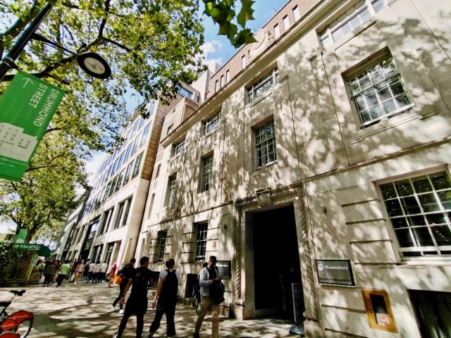 iQ Bloomsbury